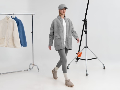 Куртка унисекс Oblako, светло-серая фото 4 Куртка унисекс Oblako, светло-серая фото 4