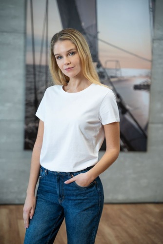 Футболка женская Ladies American U, черная фото 6