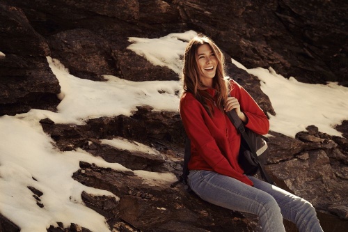 Куртка флисовая женская Sarasota, черная фото 4