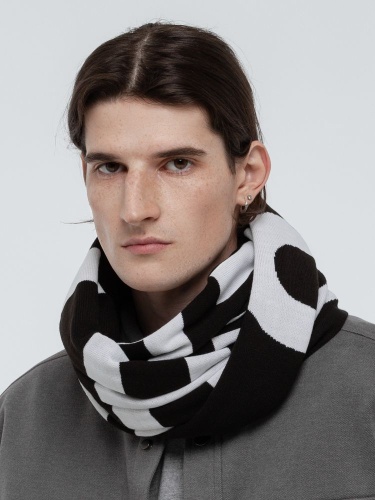 Шарф «Девиантно» фото 4 Шарф «Девиантно» фото 4