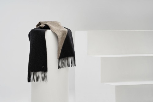 Шарф Charming, черный с бежевым фото 17 Шарф Charming, черный с бежевым фото 17