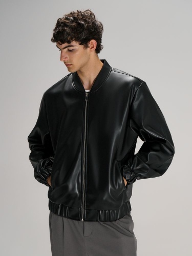 Бомбер из искусственной кожи Univer, черный Бомбер из искусственной кожи Univer, черный