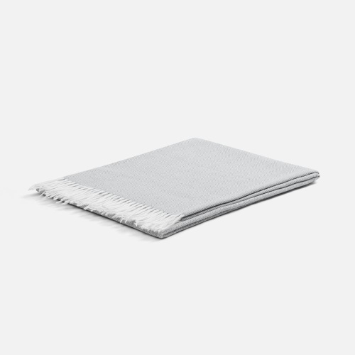 Плед «Гирвас», светло-серый фото 3 Плед «Гирвас», светло-серый фото 3