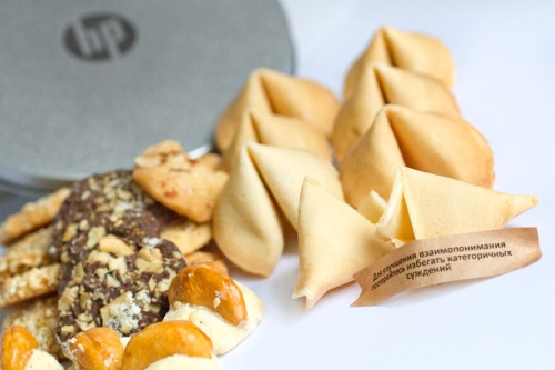 Коробка круглая, малая, серебристая фото 6 Коробка круглая, малая, серебристая фото 6