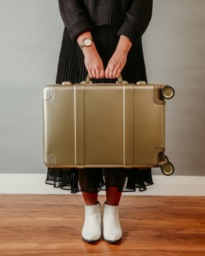 Чемодан Metal Luggage, золотистый фото 14