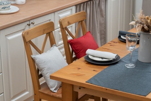 Наволочка Settle In, серая фото 3