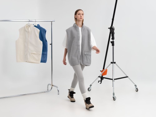 Жилет унисекс Oblako, светло-серый фото 4 Жилет унисекс Oblako, светло-серый фото 4