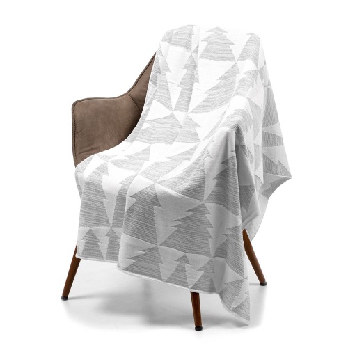 Плед «Танцующий лес», белый с серебром фото 2 Плед «Танцующий лес», белый с серебром фото 2