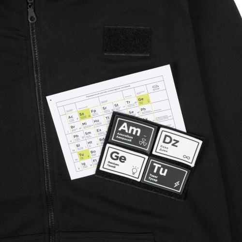 Толстовка с патчами «Химия состояний», черная фото 7