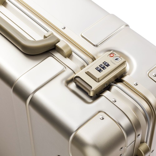 Чемодан Metal Luggage, золотистый фото 11